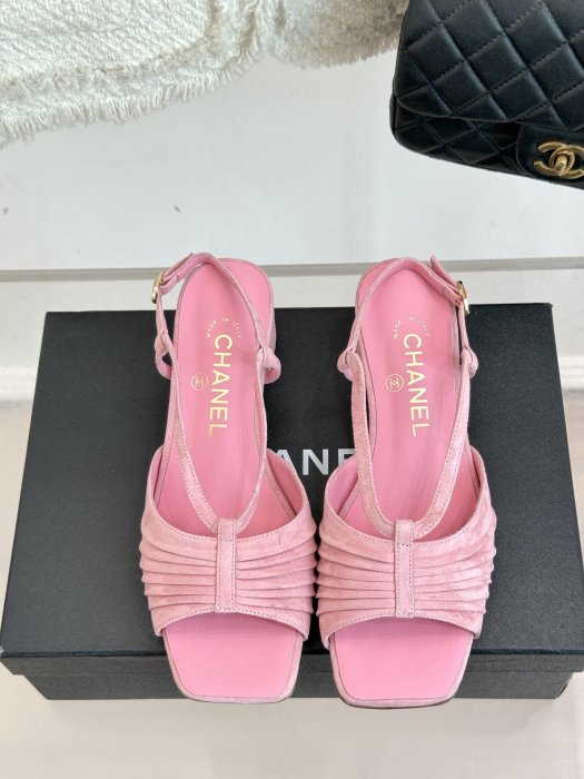 Босоножки фото 4