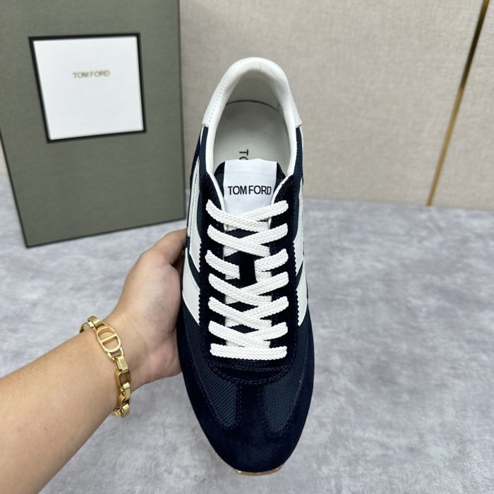 Кросівки чоловічі фото 5