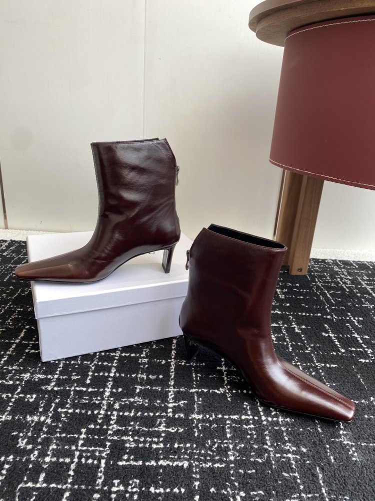 Boots women's фото 6