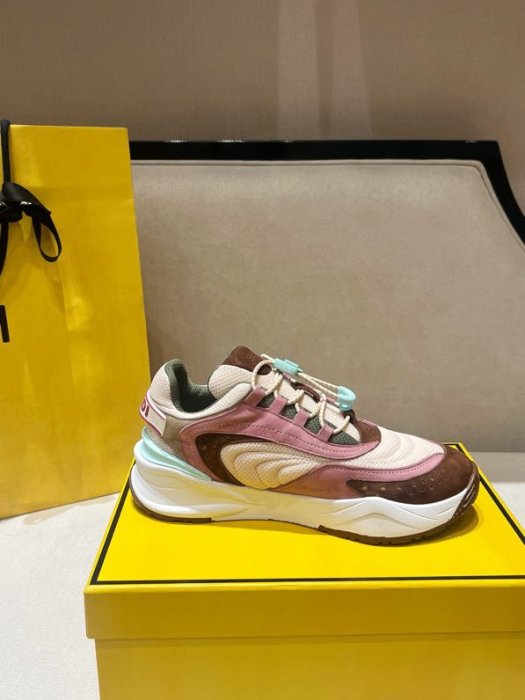 Кросівки фото 4