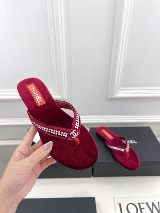 Шлепанцы фото 4