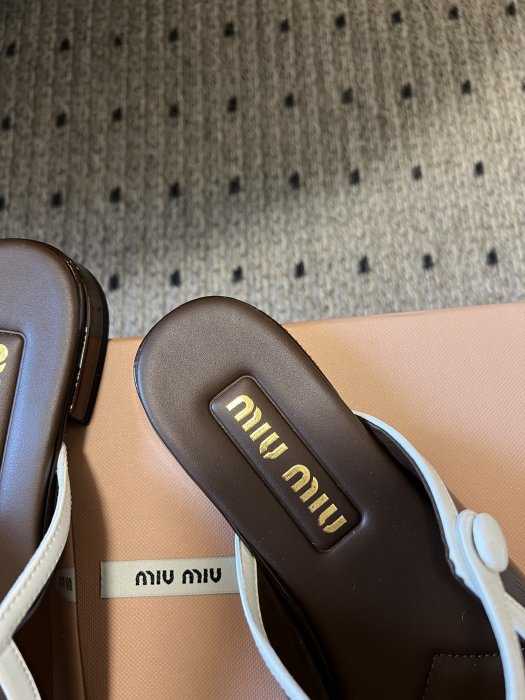 Босоножки фото 4