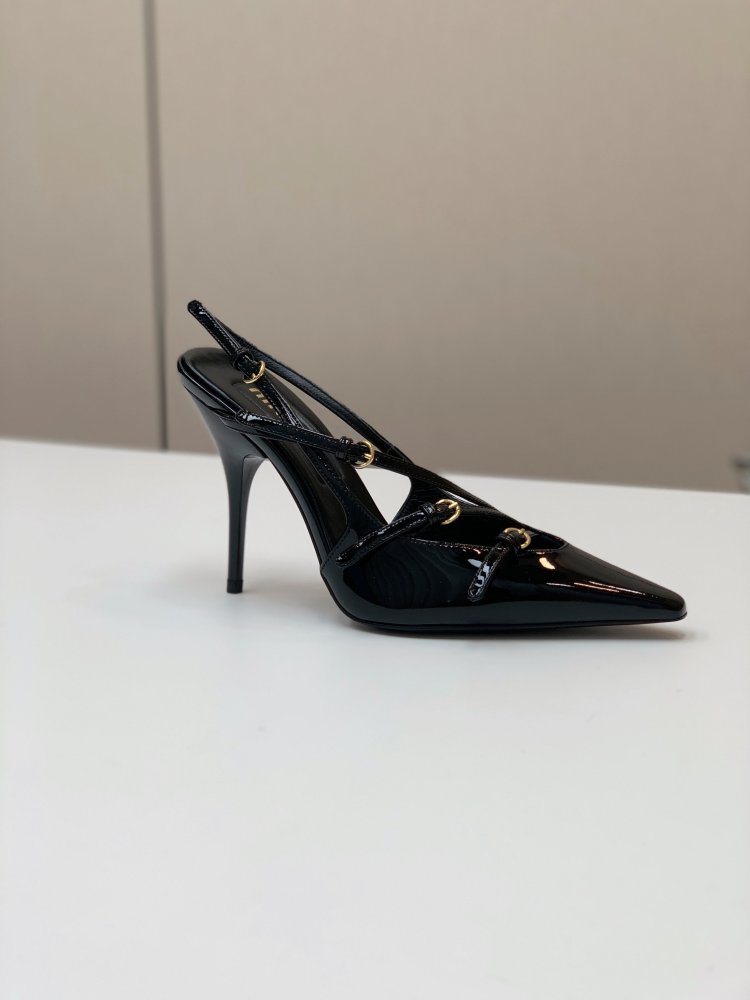 Босоножки фото 4