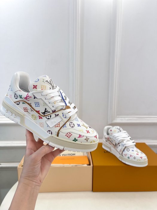 Sneakers фото 4