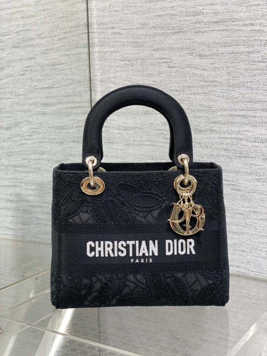 A bag women's Lady Dior 24 cm фото 4