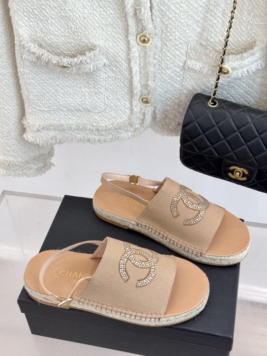 Сандалі жіночі фото 3