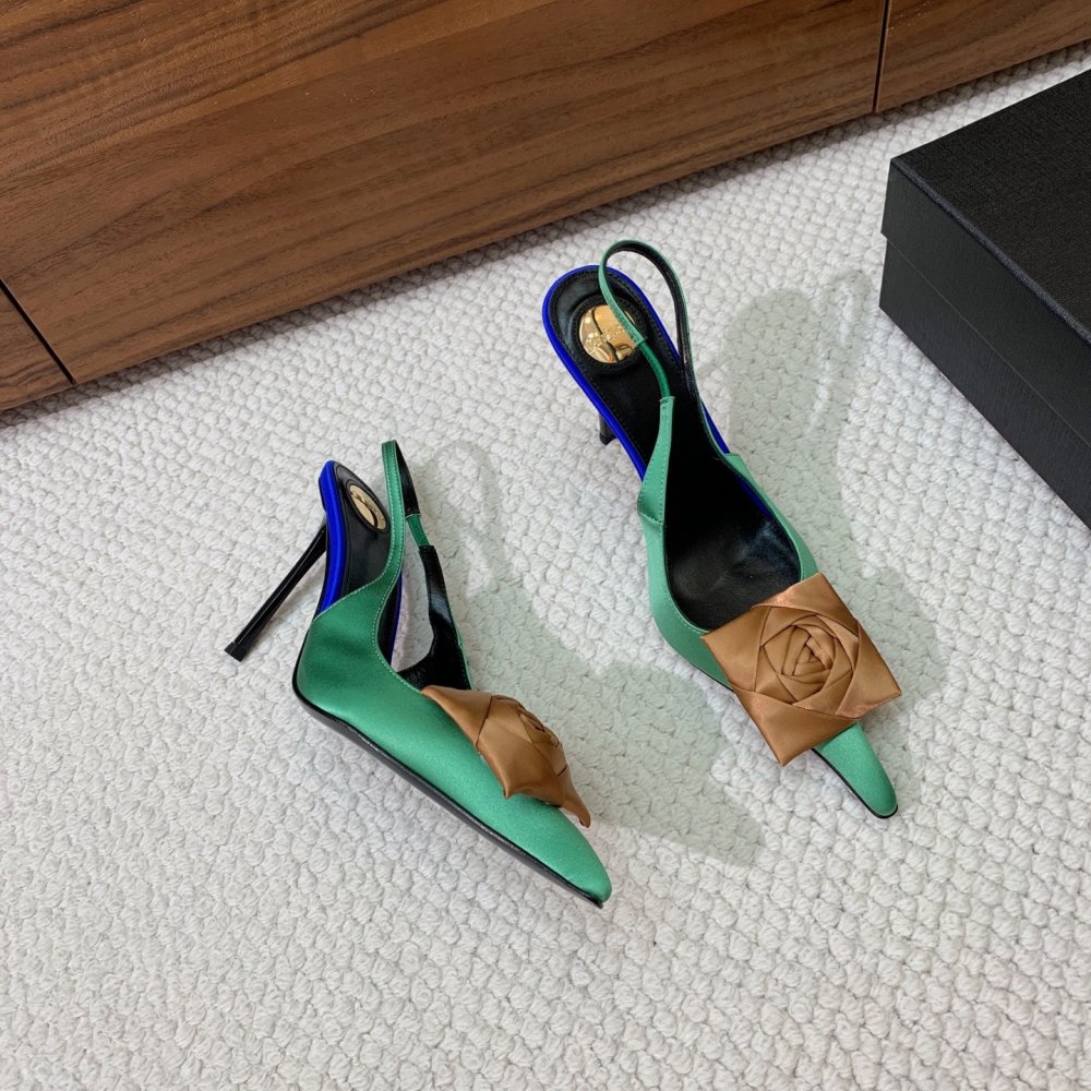 Босоножки фото 2