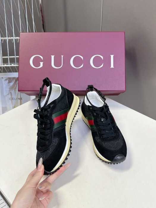 Кроссовки фото 8