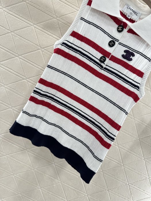 T-shirt women's фото 5