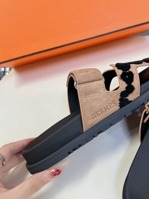 Шлепанцы Hermes Chypre фото 9