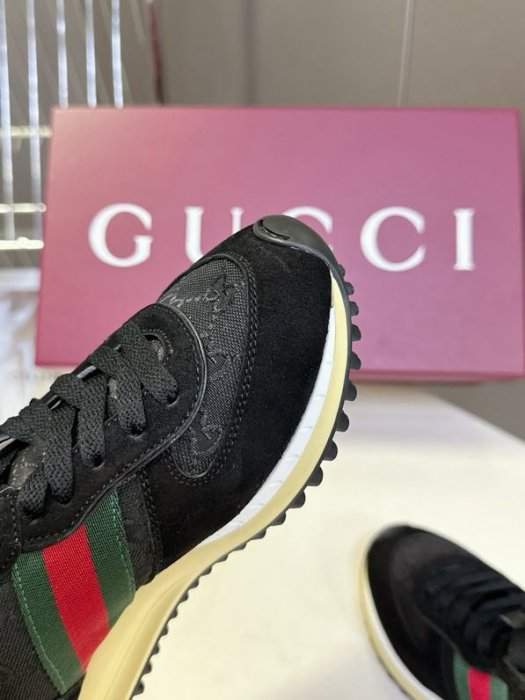 Кроссовки фото 6