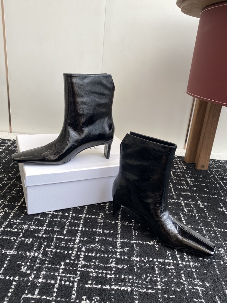 Boots women's фото 6