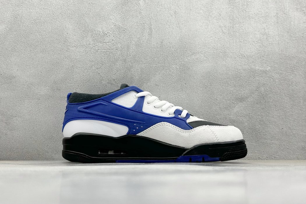 Кроссовки Nike Air Jordan 4 Retro фото 2