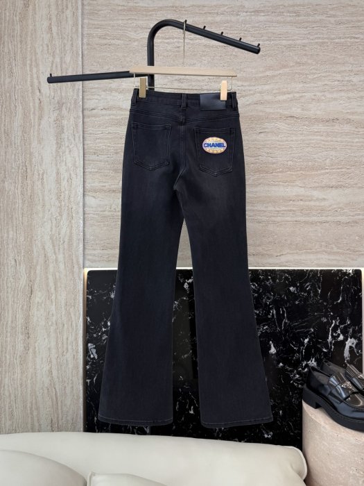 Джинси жіночі фото 2