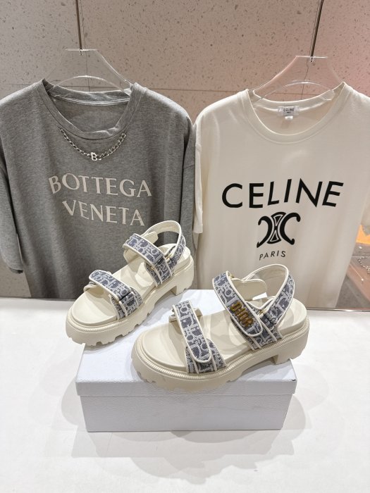 Взуття фото 3