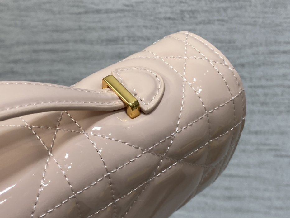 Сумка Miss Caro 24 см фото 3