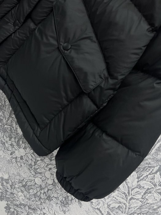 Down jacket фото 4