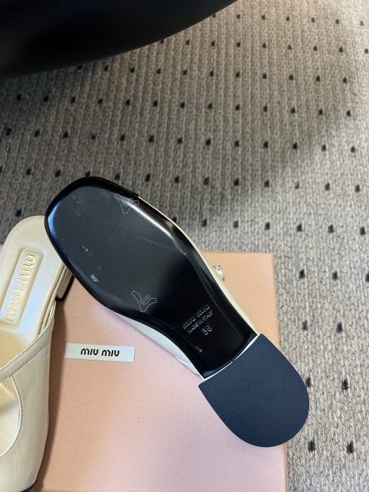 Босоножки фото 6