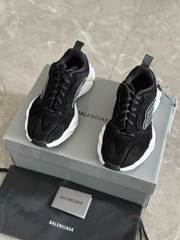 Кроссовки MONDAY фото 3