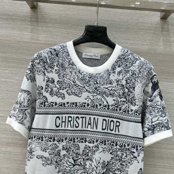 Футболка женская фото 5