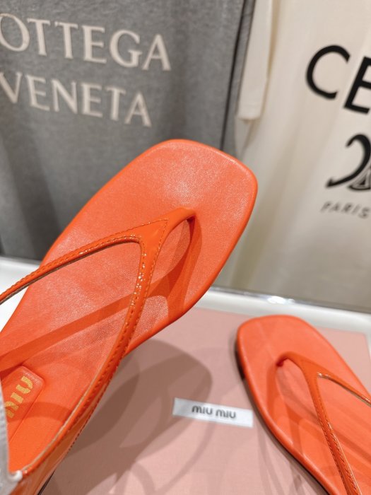 Босоножки фото 7