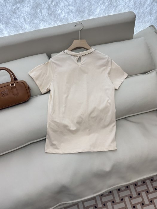 T-shirt women's фото 4