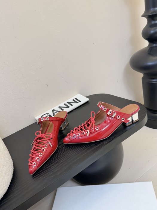 Босоніжки фото 3