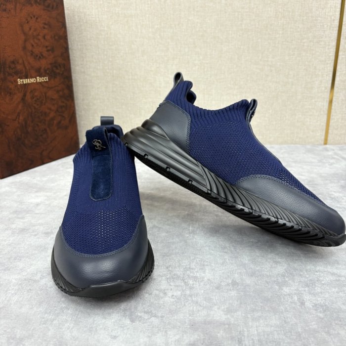 Кросівки фото 4