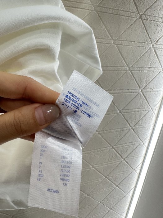 T-shirt women's фото 9