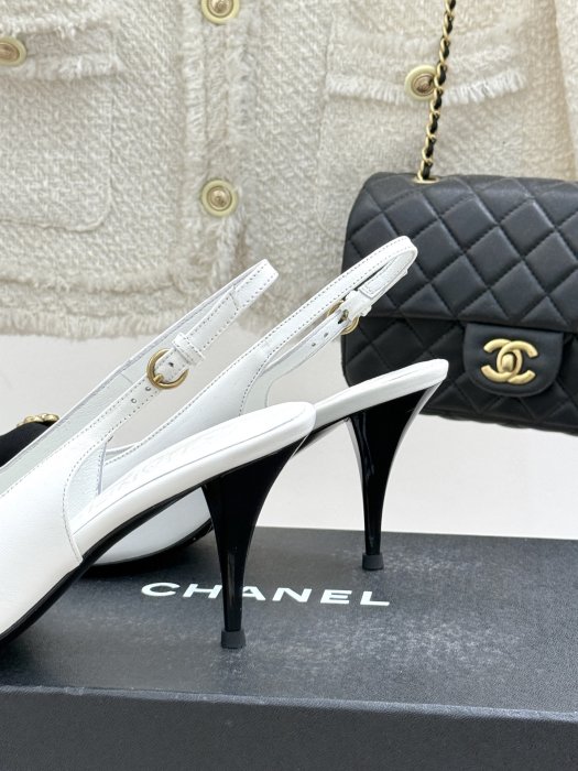 Босоножки фото 6