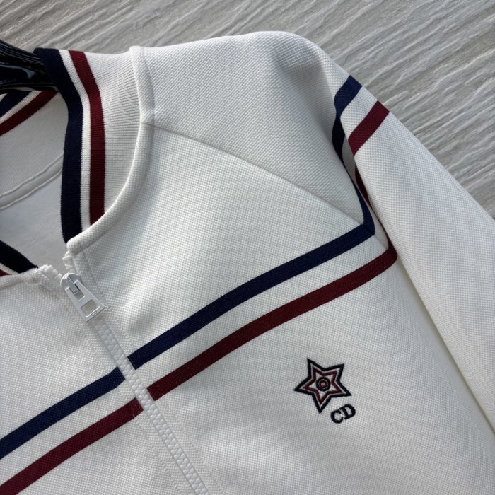 Jacket women's фото 4