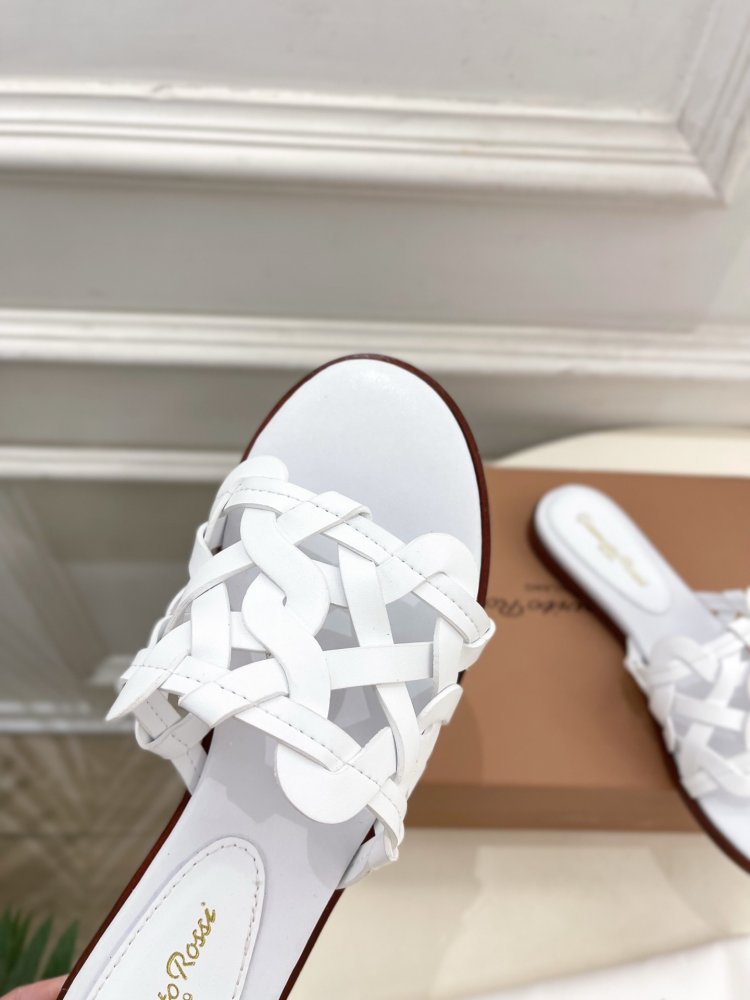 Шльопанці жіночі фото 6