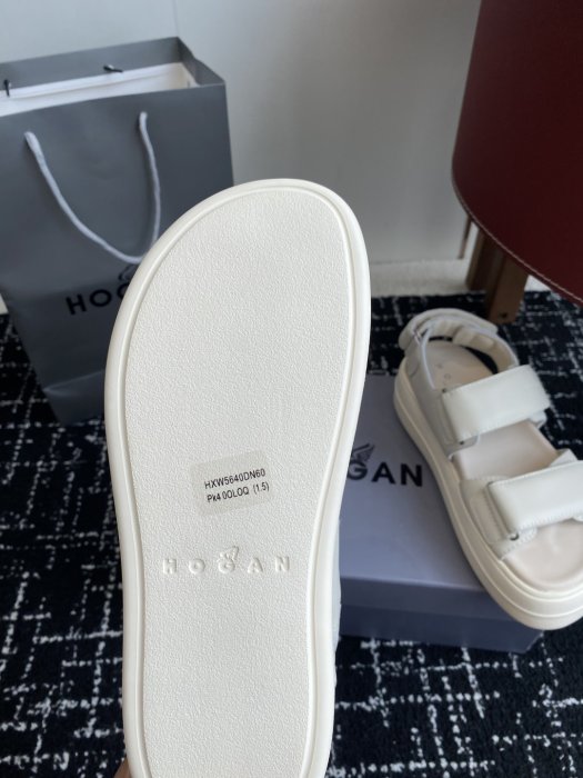 Сандалии женские фото 9