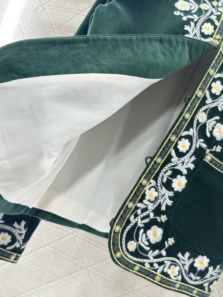 Пиджак бархатный женский фото 8