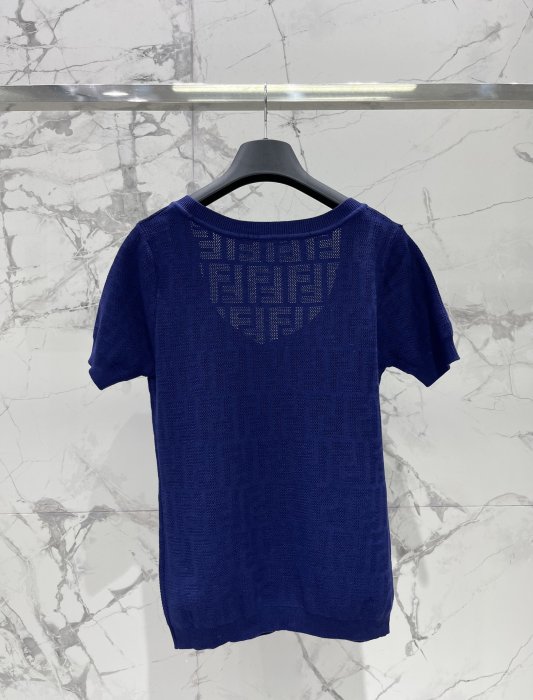 T-shirt women's фото 9