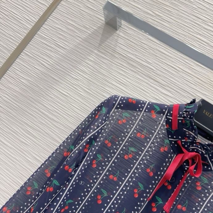 Shirt women's фото 4