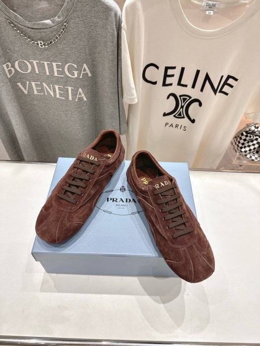 Кроссовки фото 2