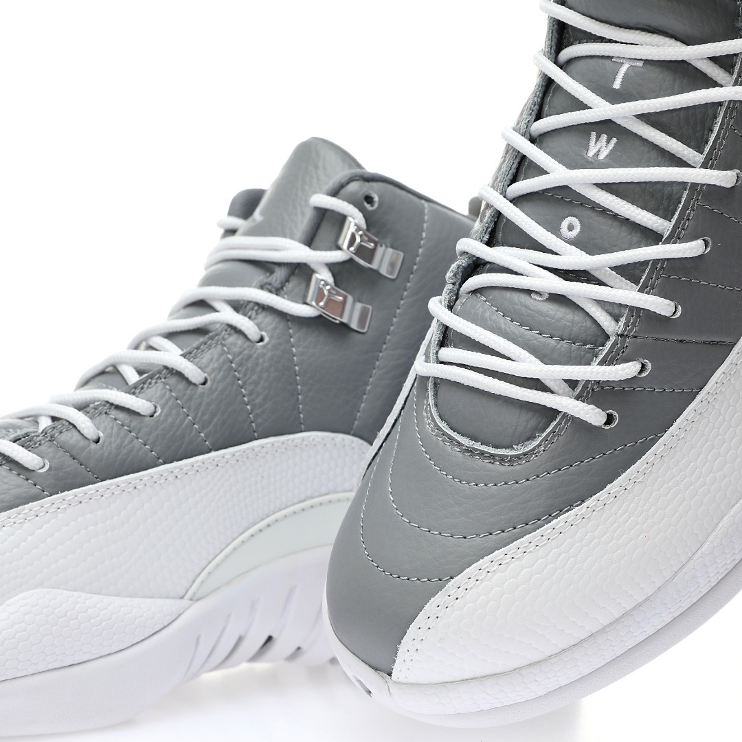 Кроссовки Air Jordan 12 Retro CT8013-015 фото 8