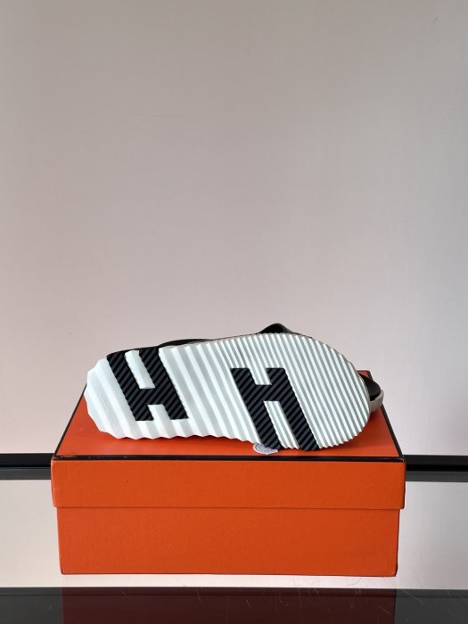 Шлепанцы мужские фото 9