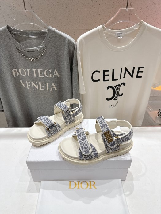 Sandals women's фото 3