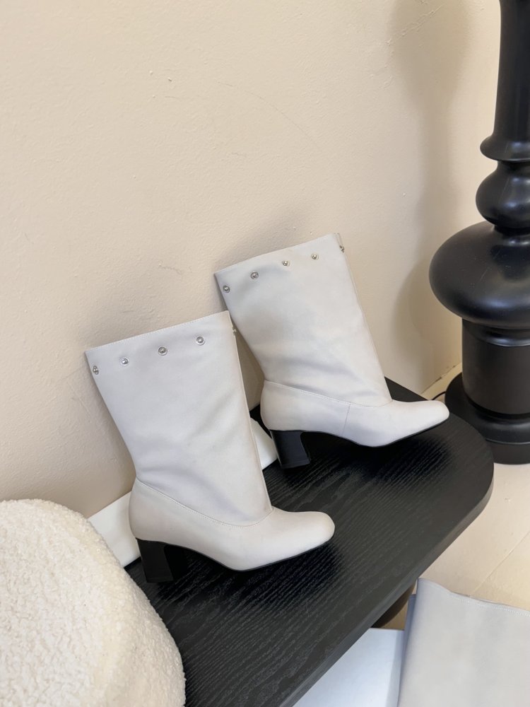 Чоботи жіночі фото 4