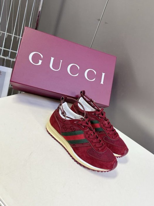 Кроссовки фото 8