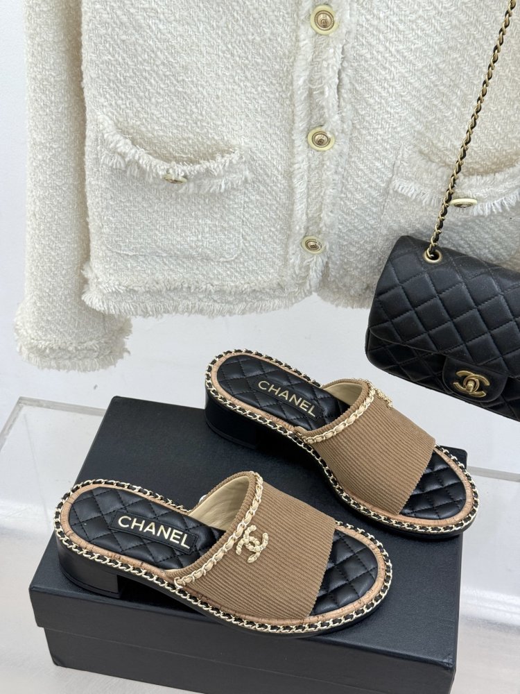 Шльопанці жіночі фото 3