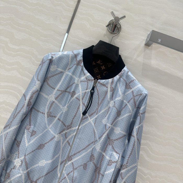 Куртка жіноча фото 2