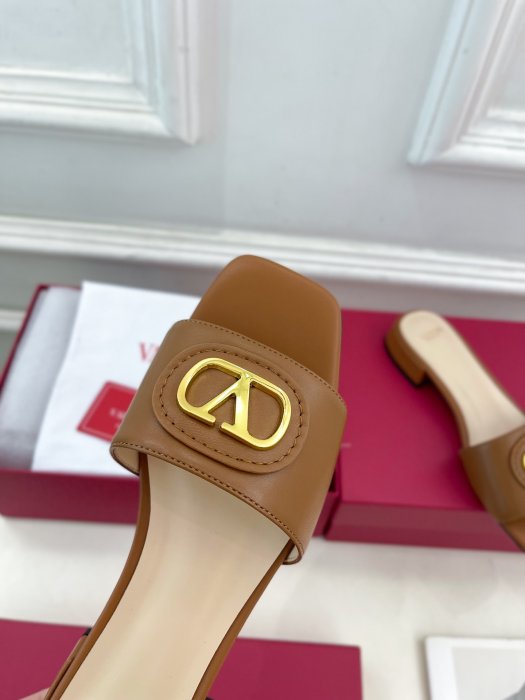 Босоножки фото 6