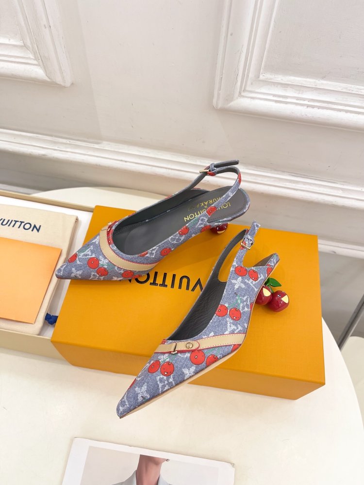 Босоніжки фото 3