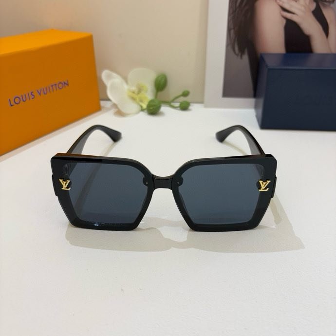 Окуляри сонцезахисні