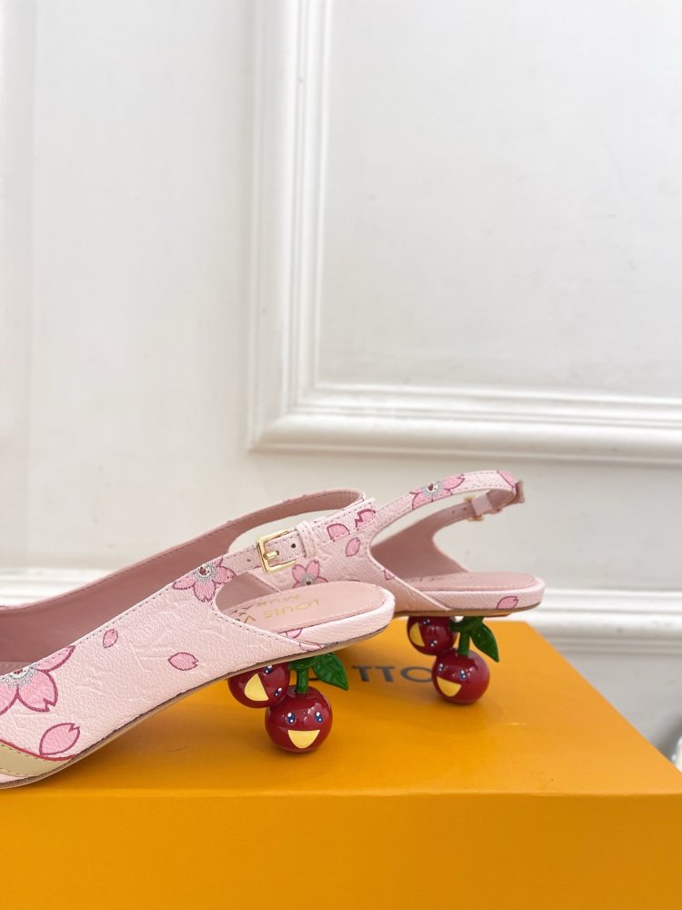 Босоніжки фото 7