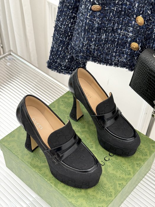 Туфли женские фото 3