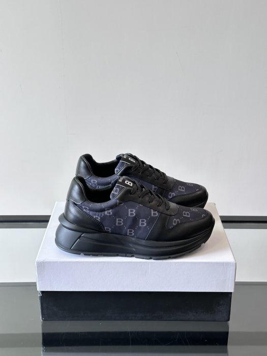 Кроссовки мужские